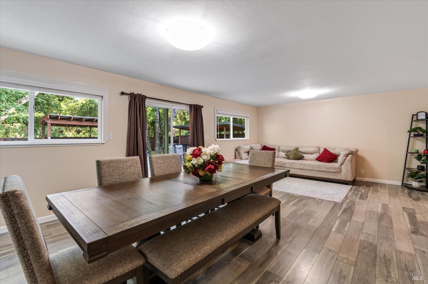 Detail Gallery Image 19 of 41 For 585 W 2nd St, Cloverdale,  CA 95425 - 4 Beds | 2 Baths