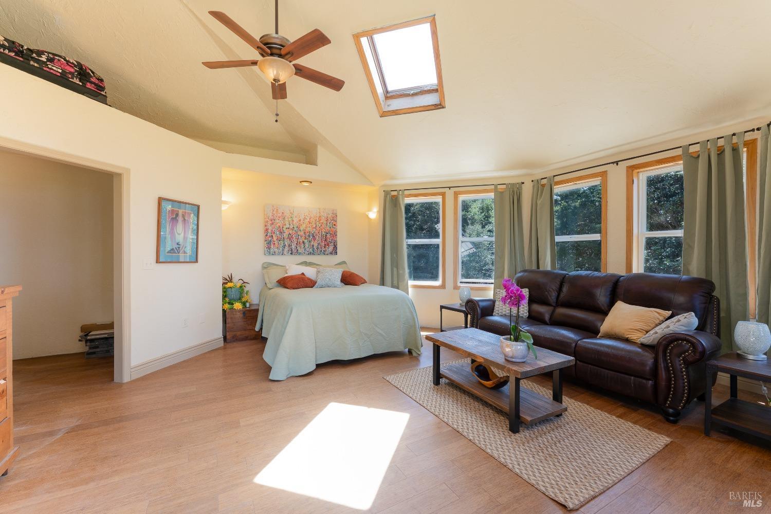 Detail Gallery Image 16 of 37 For 32211 Condor Rd, Willits,  CA 95490 - 4 Beds | 2/1 Baths
