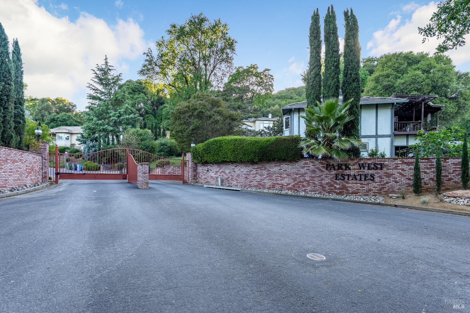 Detail Gallery Image 52 of 59 For 605 Park Blvd, Ukiah,  CA 95482 - 4 Beds | 3 Baths