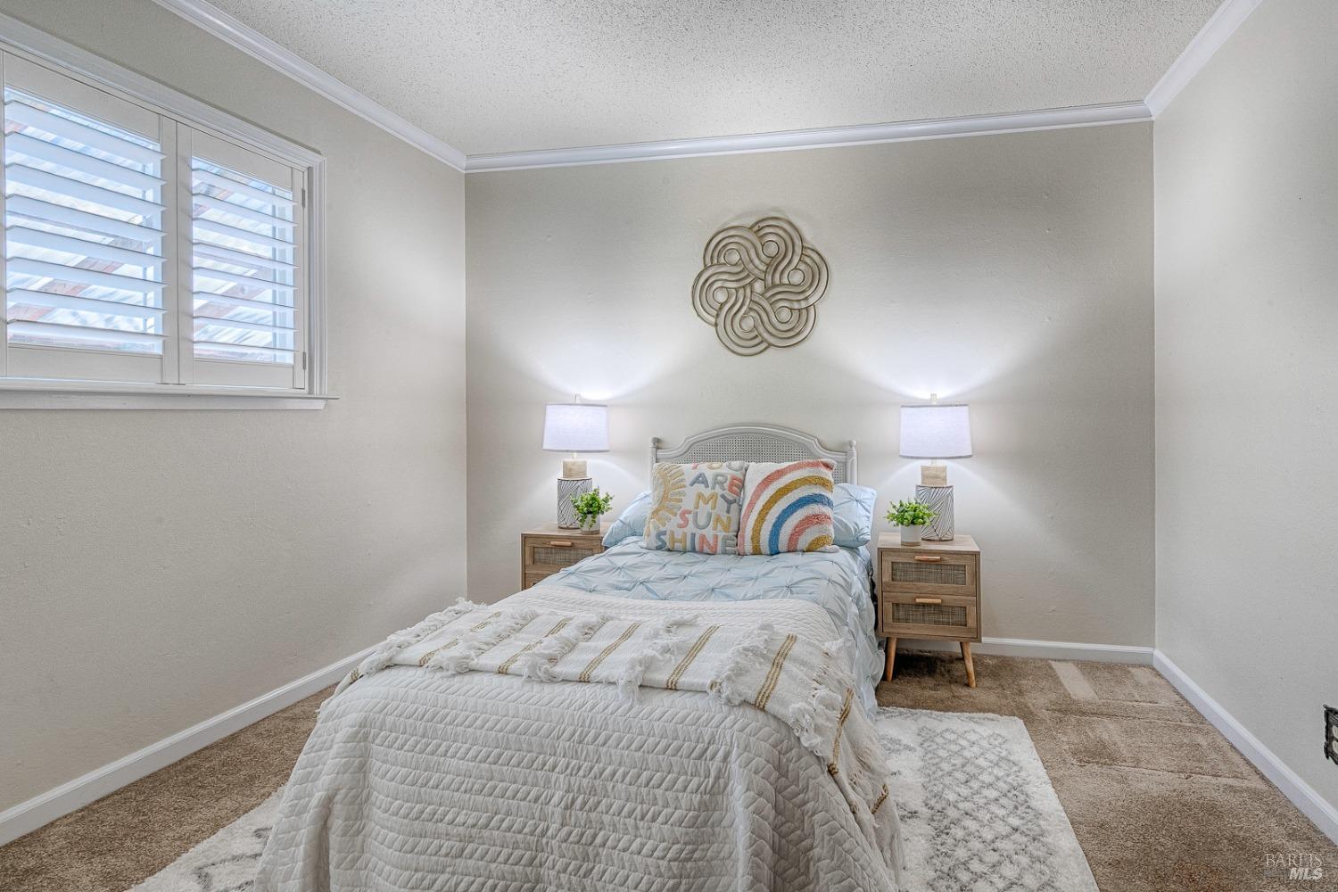 Detail Gallery Image 14 of 27 For 539 Badger St, Healdsburg,  CA 95448 - 3 Beds | 2 Baths
