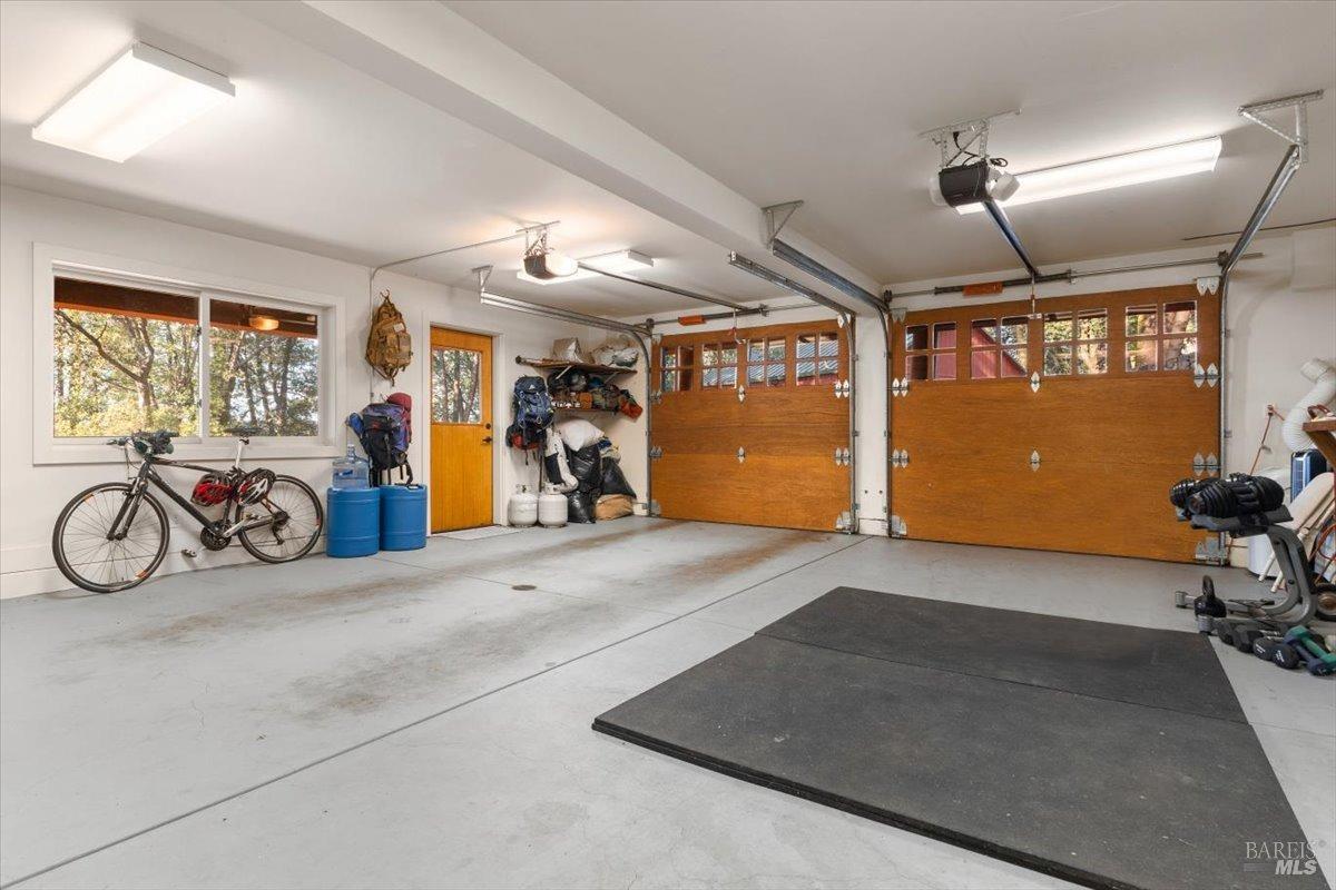 Detail Gallery Image 41 of 71 For 100 Zachary Ln, Santa Rosa,  CA 95404 - 3 Beds | 4 Baths