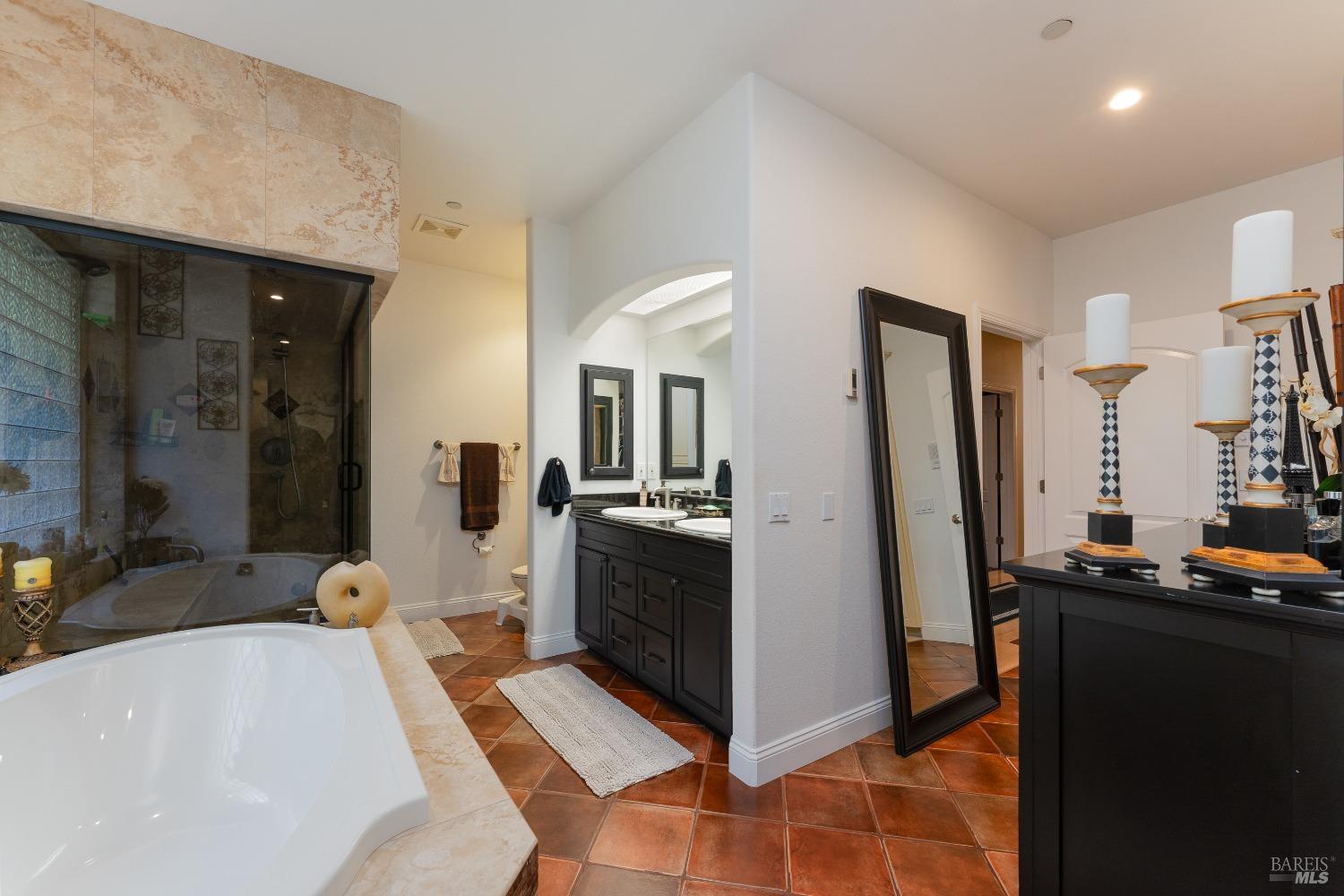 Detail Gallery Image 26 of 59 For 605 Park Blvd, Ukiah,  CA 95482 - 4 Beds | 3 Baths