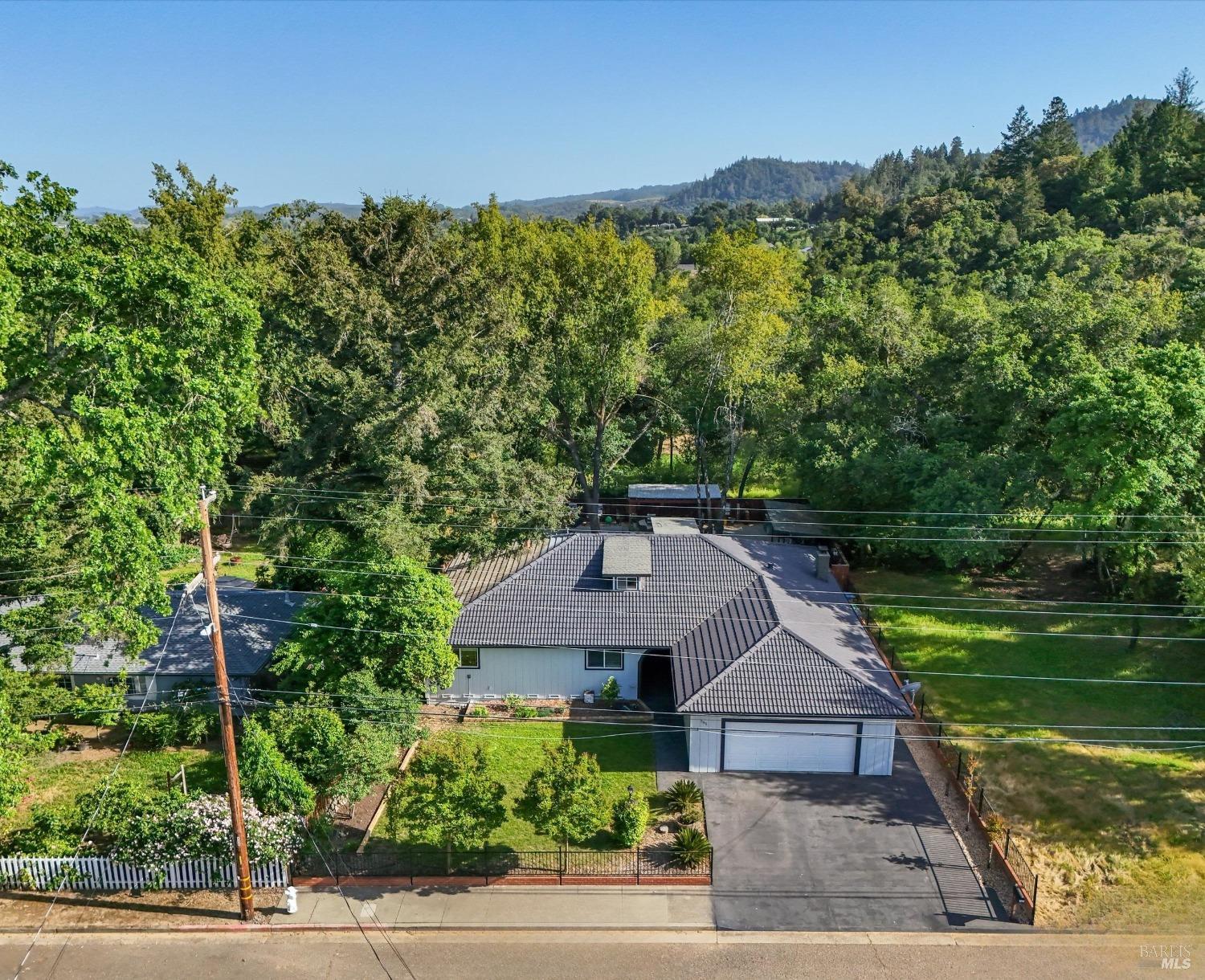 Detail Gallery Image 36 of 41 For 585 W 2nd St, Cloverdale,  CA 95425 - 4 Beds | 2 Baths