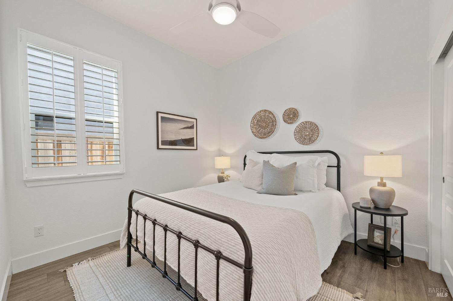 Detail Gallery Image 15 of 39 For 1443 Acorn Way, Windsor,  CA 95492 - 3 Beds | 2 Baths