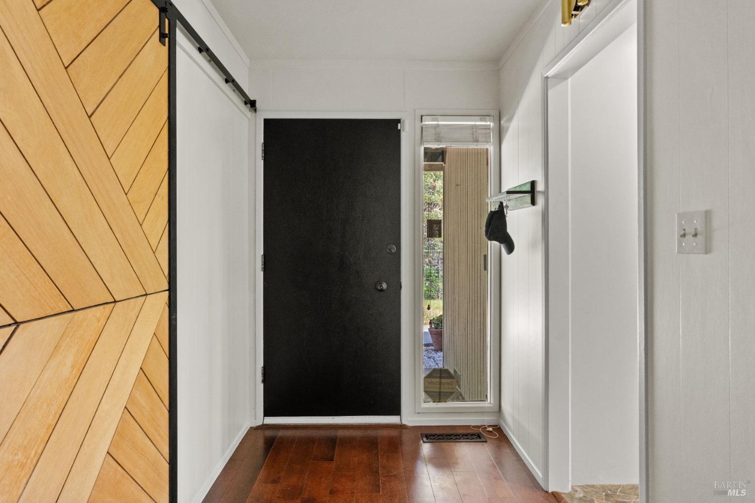 Detail Gallery Image 2 of 35 For 371 Quail Dr, Ukiah,  CA 95482 - 3 Beds | 2 Baths