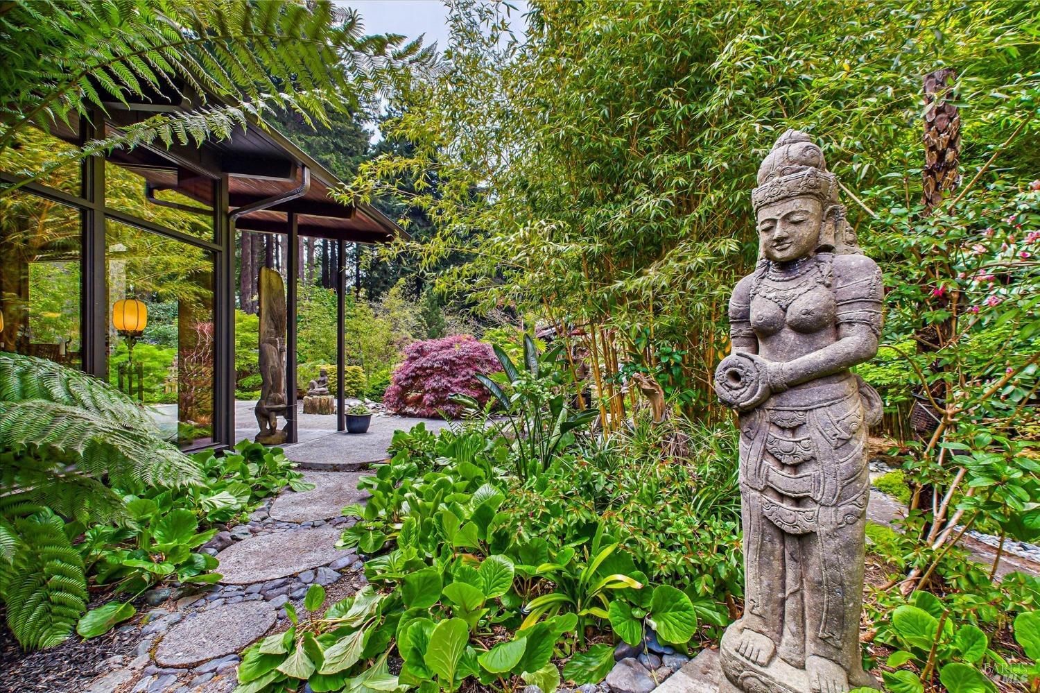 Detail Gallery Image 63 of 78 For 2300 S St, Eureka,  CA 95501 - 4 Beds | 3 Baths