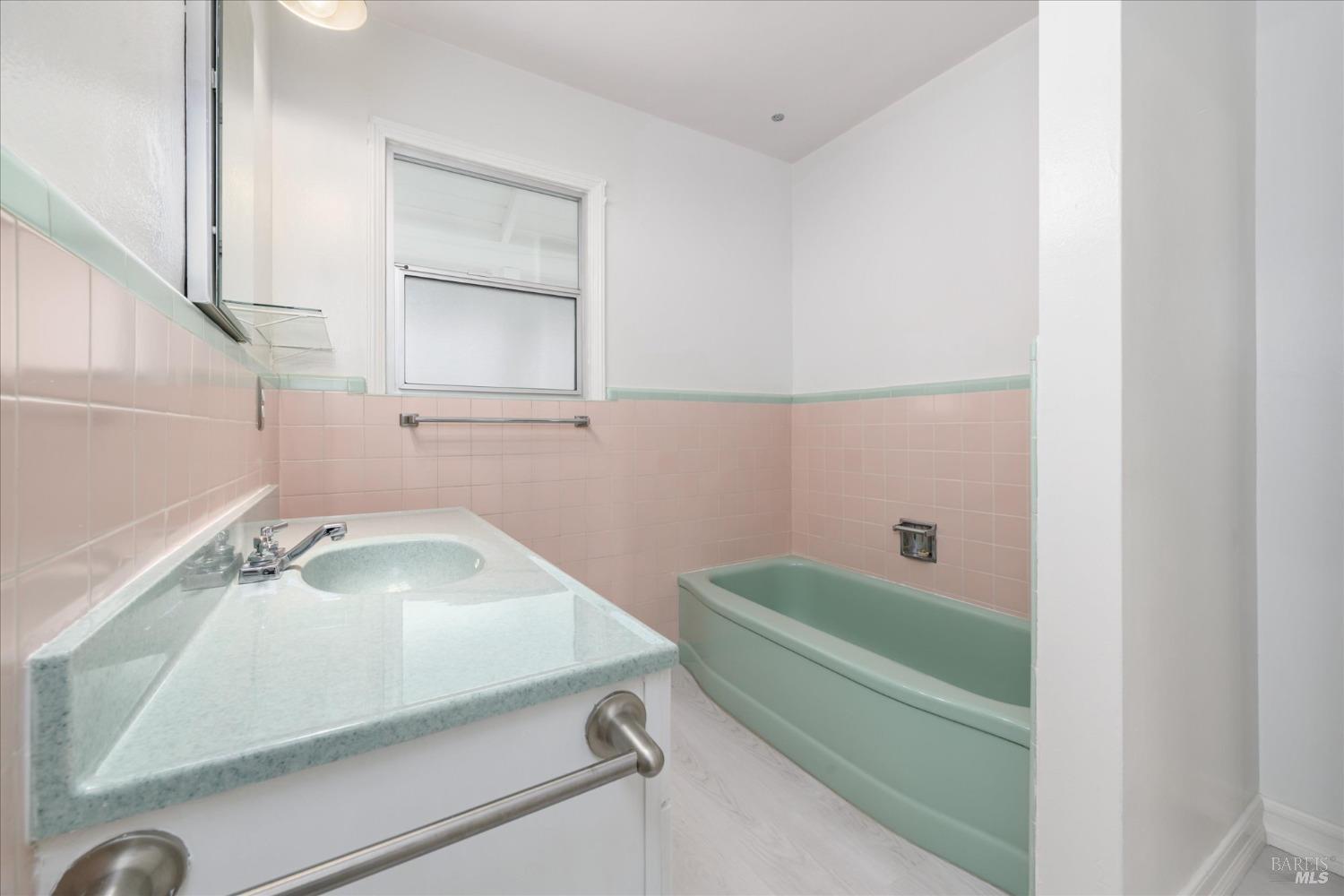 Detail Gallery Image 31 of 36 For 1361 Mariposa St, Vallejo,  CA 94590 - 3 Beds | 2 Baths