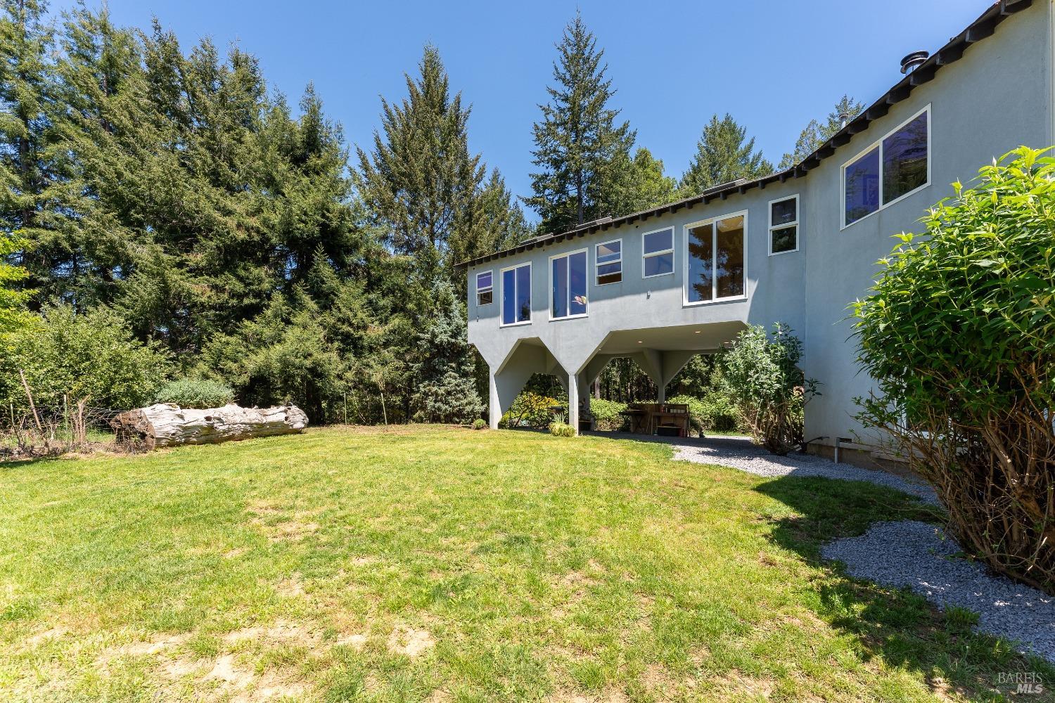 Detail Gallery Image 5 of 37 For 32211 Condor Rd, Willits,  CA 95490 - 4 Beds | 2/1 Baths