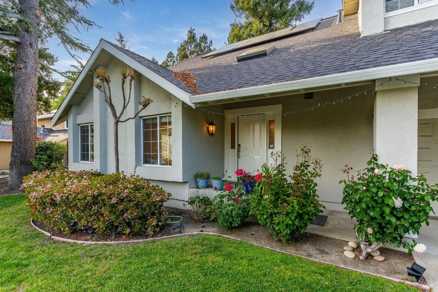 Detail Gallery Image 4 of 60 For 587 El Capitan Dr, Danville,  CA 94526 - 4 Beds | 2/1 Baths