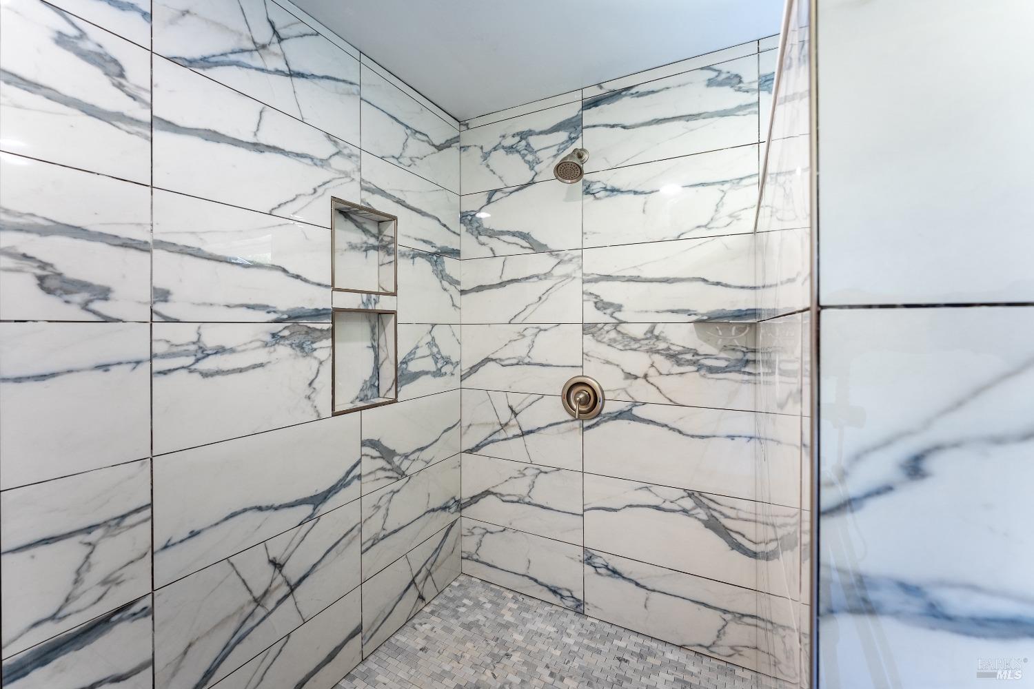 Detail Gallery Image 20 of 37 For 32211 Condor Rd, Willits,  CA 95490 - 4 Beds | 2/1 Baths