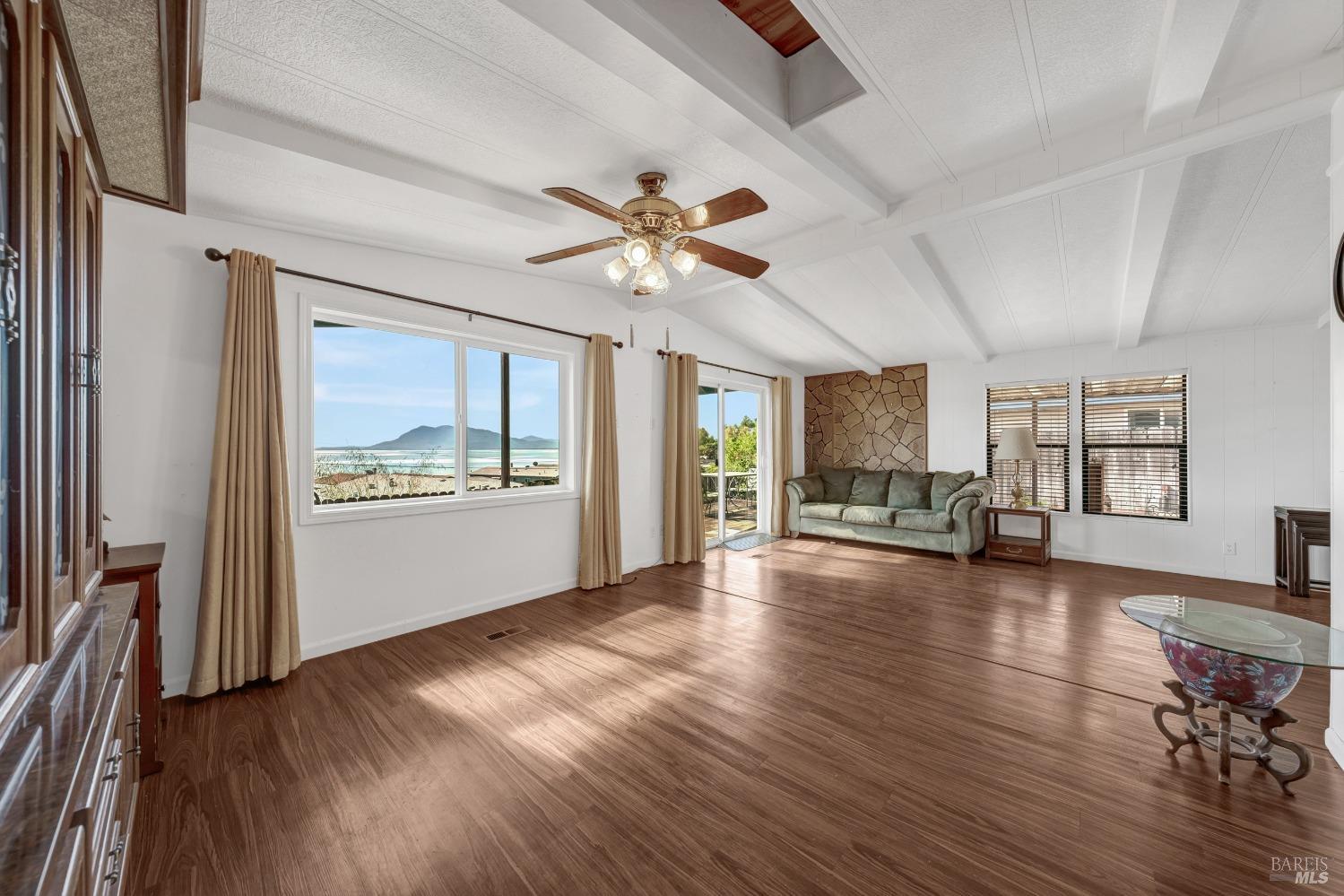 Detail Gallery Image 15 of 46 For 5830 Robin Hill Dr 49, Lakeport,  CA 95453 - 2 Beds | 2 Baths