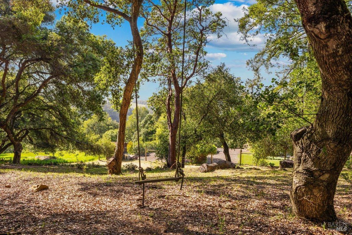 Detail Gallery Image 53 of 71 For 100 Zachary Ln, Santa Rosa,  CA 95404 - 3 Beds | 4 Baths