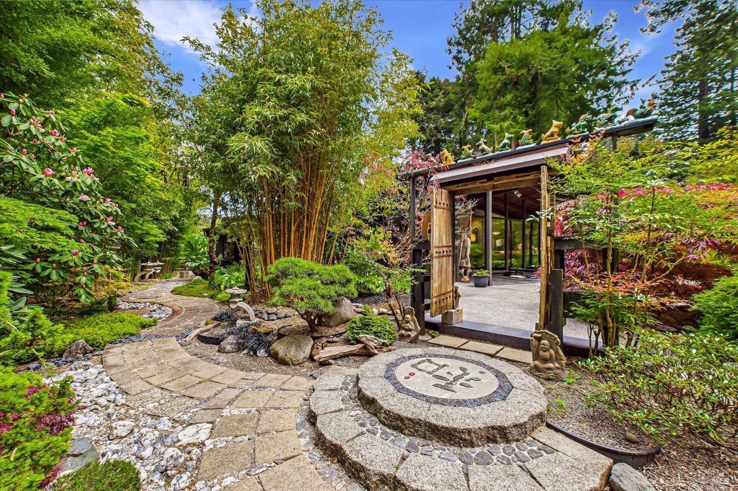 Detail Gallery Image 65 of 78 For 2300 S St, Eureka,  CA 95501 - 4 Beds | 3 Baths