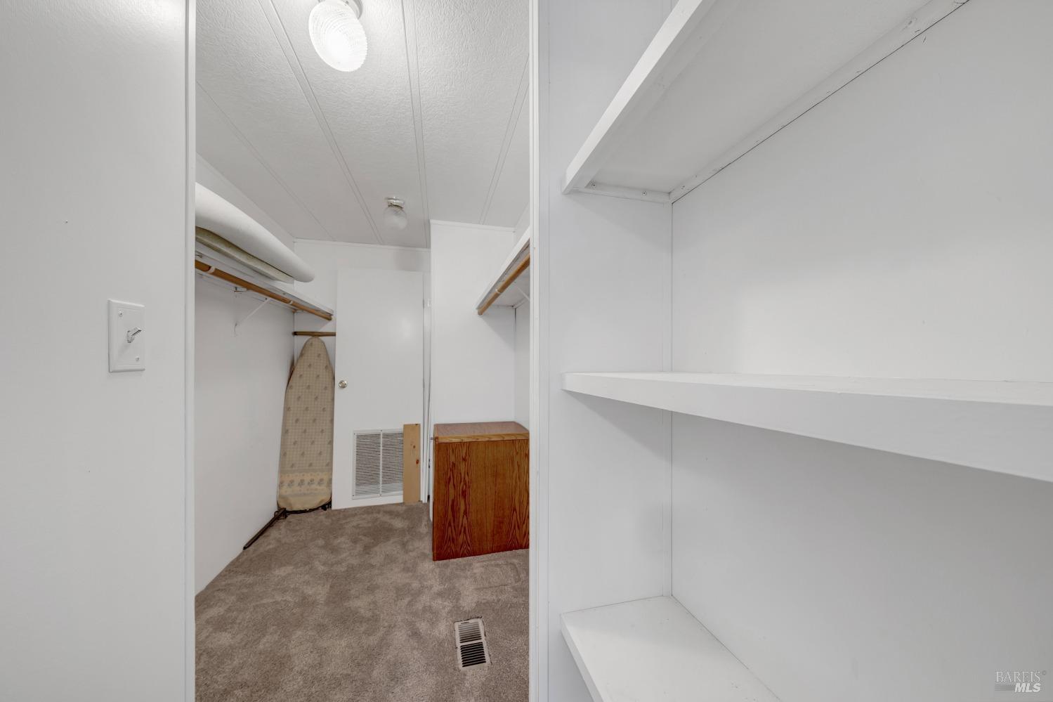 Detail Gallery Image 33 of 46 For 5830 Robin Hill Dr 49, Lakeport,  CA 95453 - 2 Beds | 2 Baths
