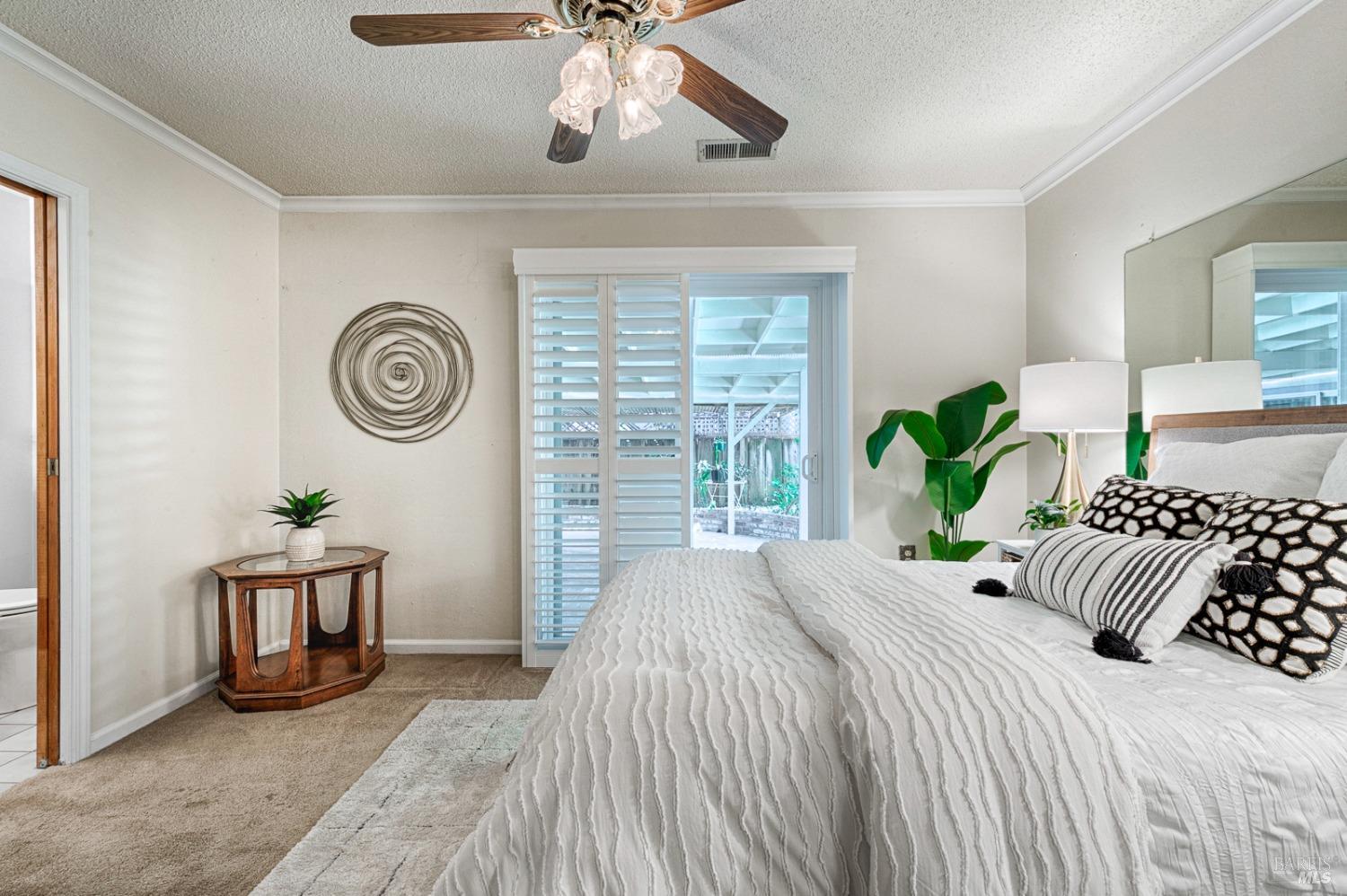 Detail Gallery Image 17 of 27 For 539 Badger St, Healdsburg,  CA 95448 - 3 Beds | 2 Baths