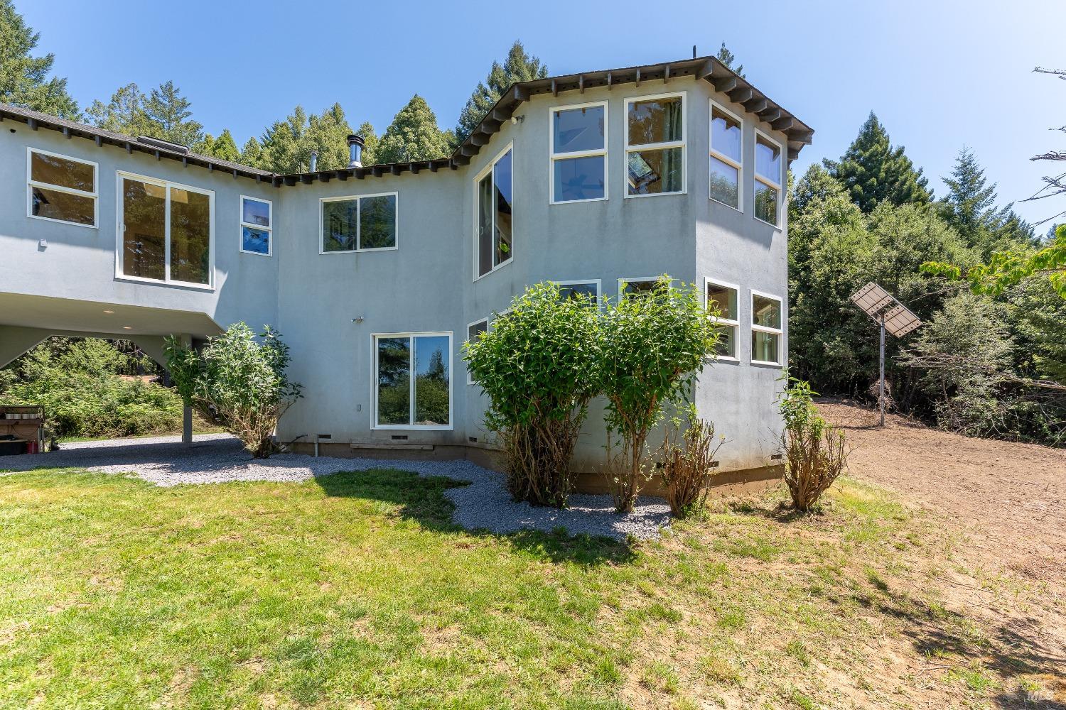 Detail Gallery Image 4 of 37 For 32211 Condor Rd, Willits,  CA 95490 - 4 Beds | 2/1 Baths