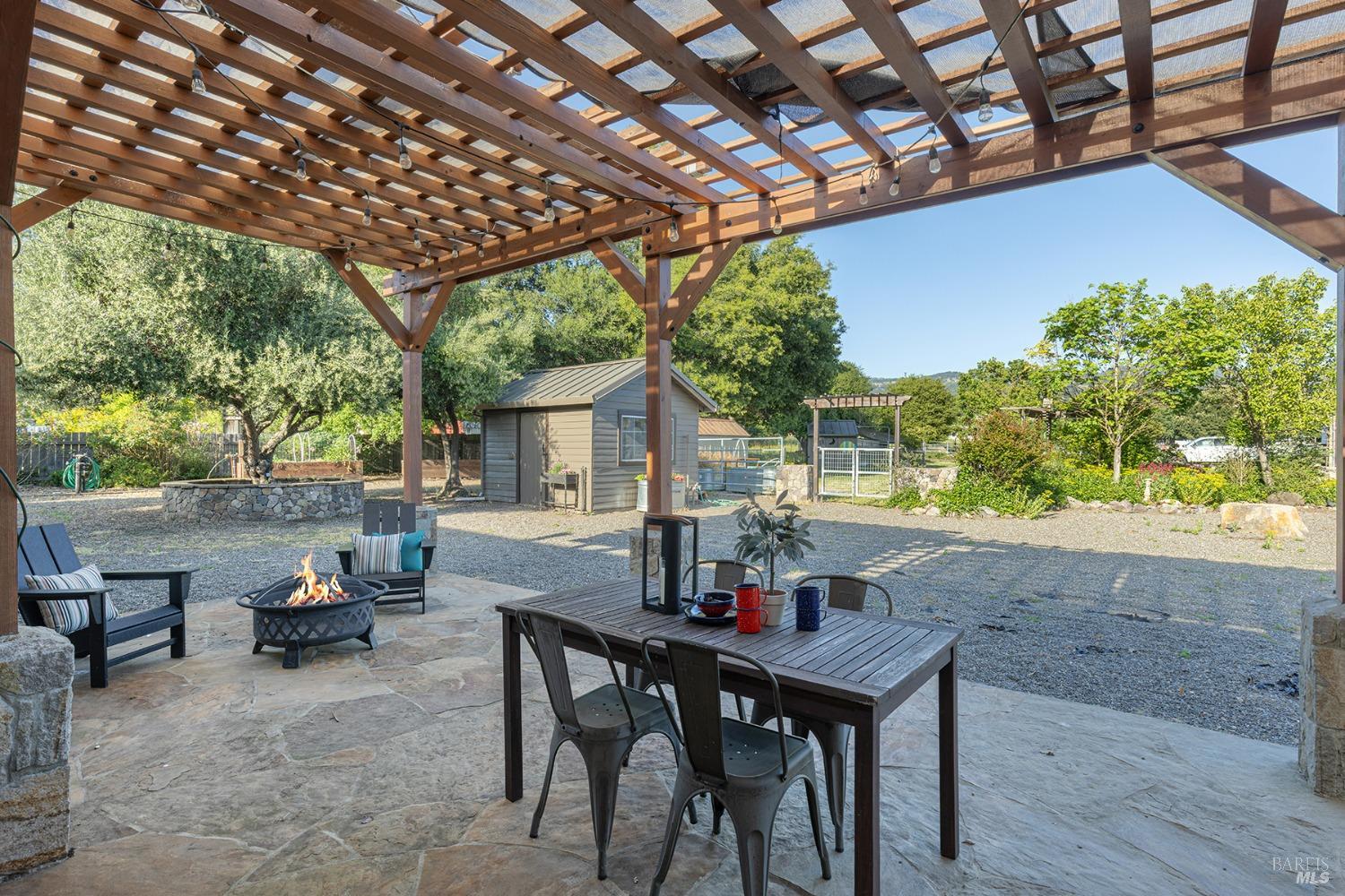 Detail Gallery Image 46 of 81 For 1040 Berry Ln, Napa,  CA 94558 - 2 Beds | 2/1 Baths