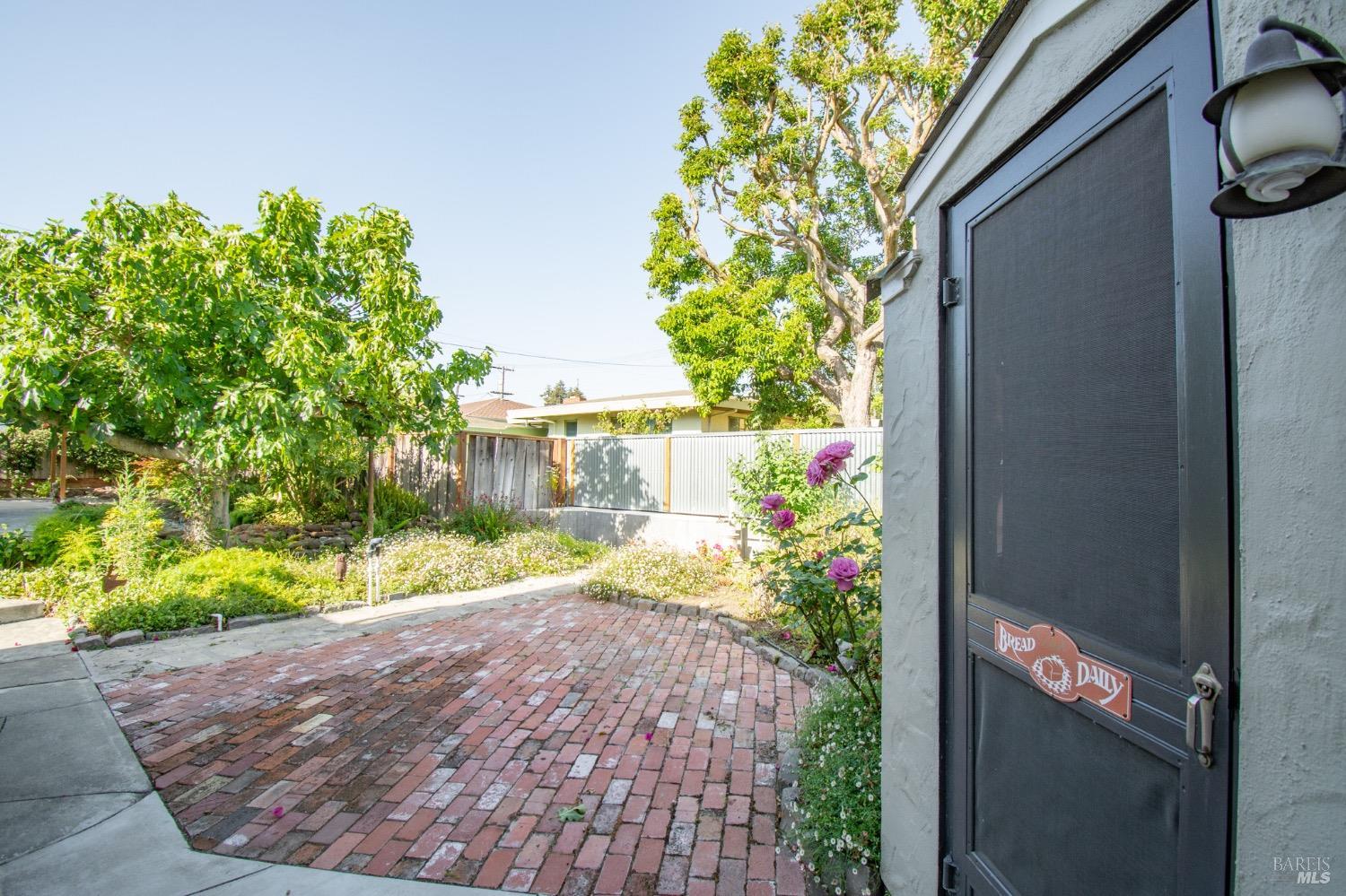 Detail Gallery Image 82 of 99 For 1124 Tuolumne St, Vallejo,  CA 94590 - 3 Beds | 2/1 Baths