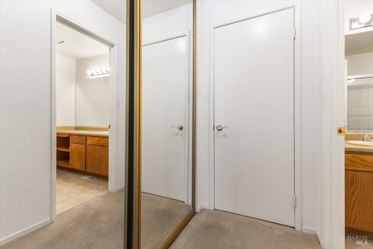 Detail Gallery Image 13 of 31 For 2579 Westberry Dr, Santa Rosa,  CA 95403 - 2 Beds | 2 Baths
