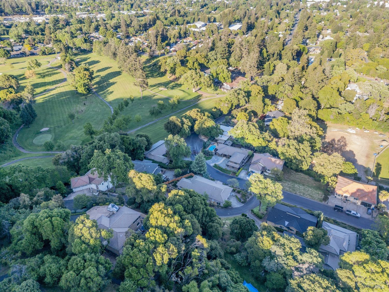 Detail Gallery Image 5 of 59 For 605 Park Blvd, Ukiah,  CA 95482 - 4 Beds | 3 Baths