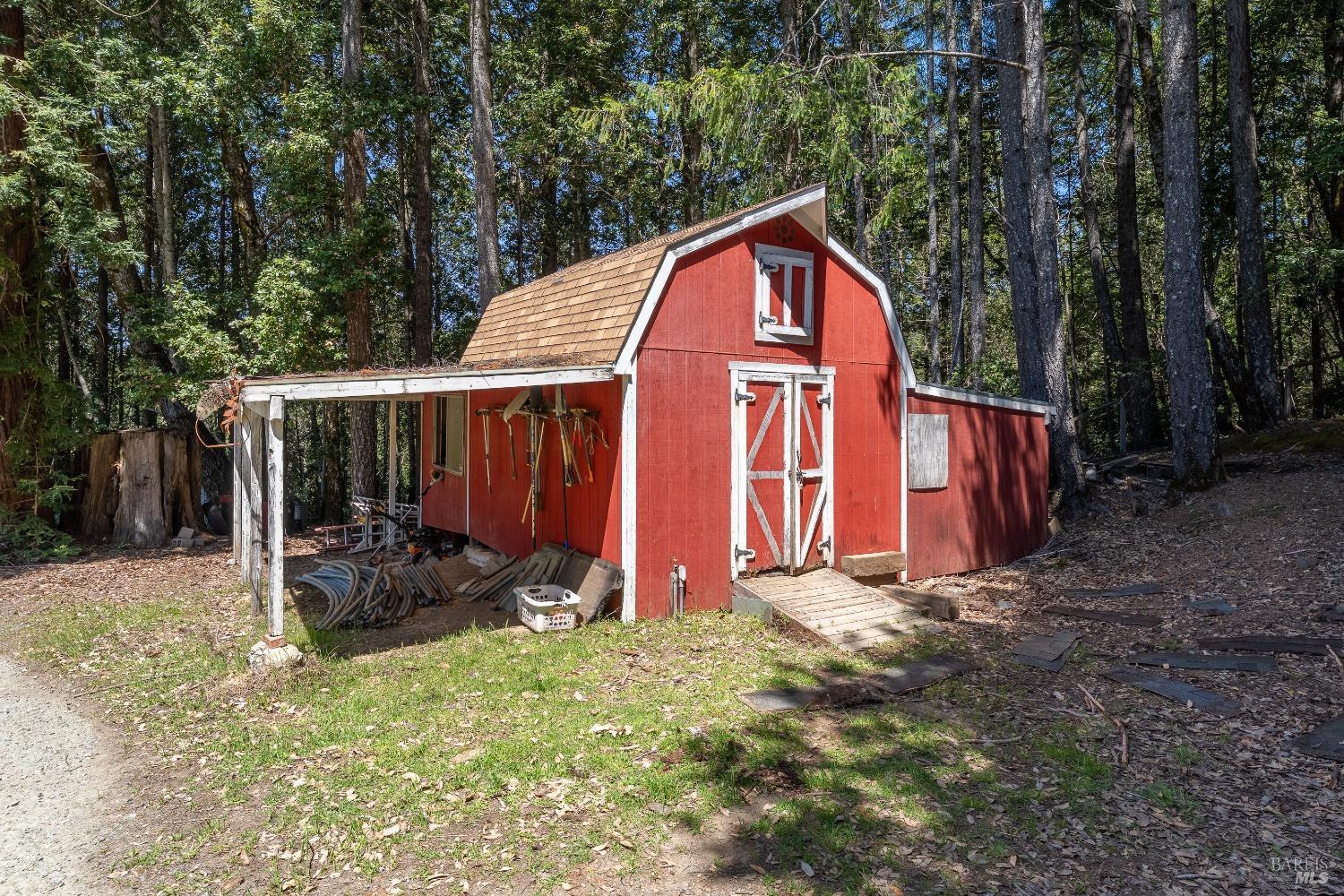 Detail Gallery Image 32 of 37 For 32211 Condor Rd, Willits,  CA 95490 - 4 Beds | 2/1 Baths