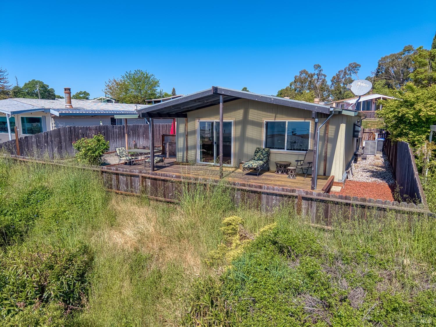 Detail Gallery Image 8 of 46 For 5830 Robin Hill Dr 49, Lakeport,  CA 95453 - 2 Beds | 2 Baths