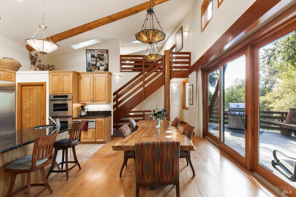 Detail Gallery Image 14 of 71 For 100 Zachary Ln, Santa Rosa,  CA 95404 - 3 Beds | 4 Baths
