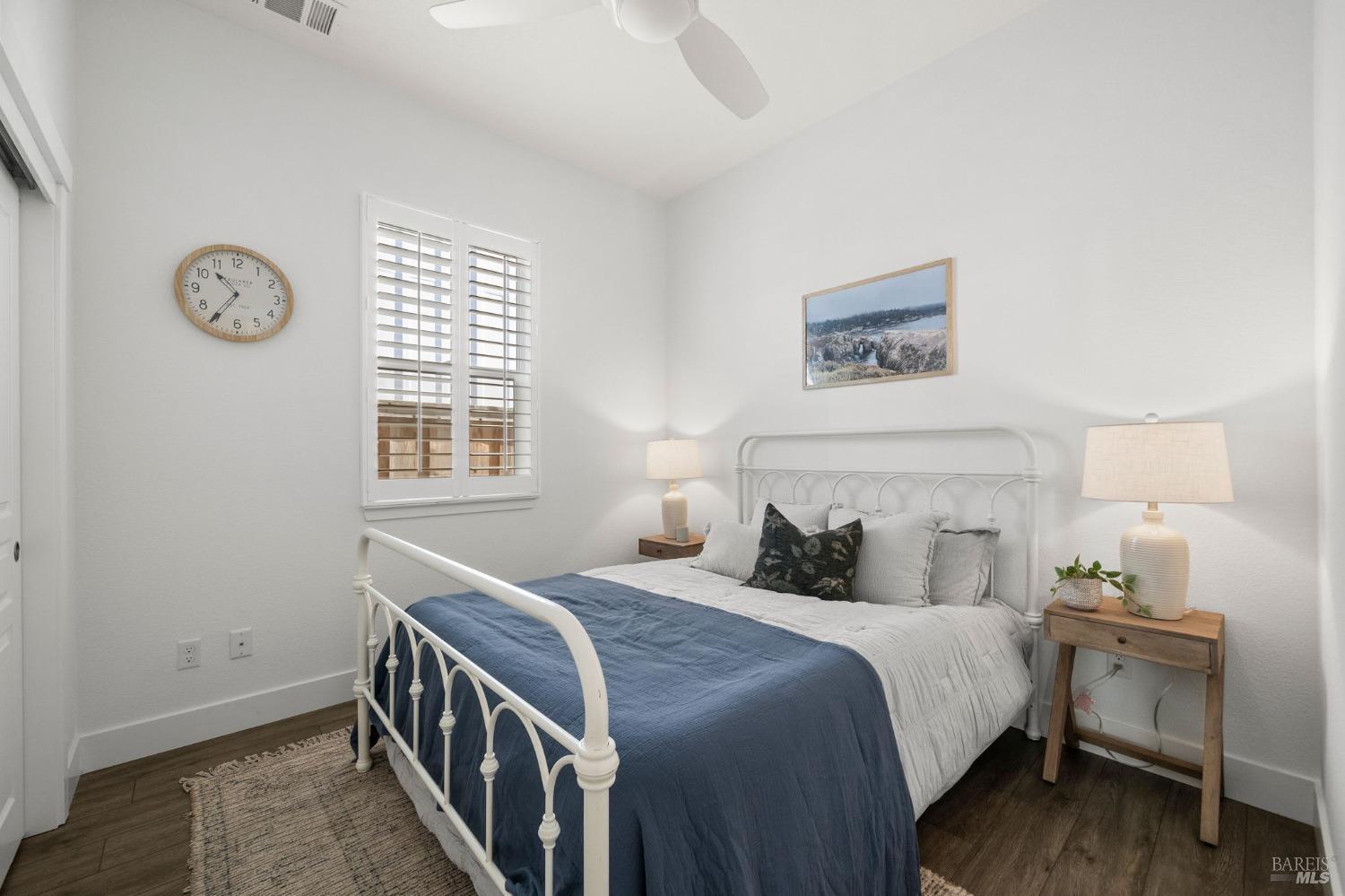 Detail Gallery Image 16 of 39 For 1443 Acorn Way, Windsor,  CA 95492 - 3 Beds | 2 Baths