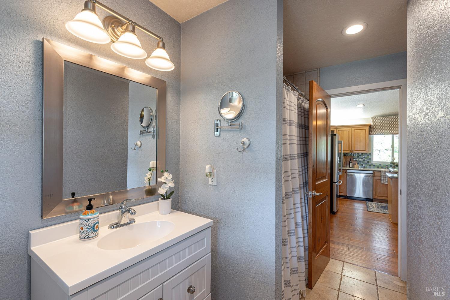 Detail Gallery Image 37 of 81 For 1040 Berry Ln, Napa,  CA 94558 - 2 Beds | 2/1 Baths