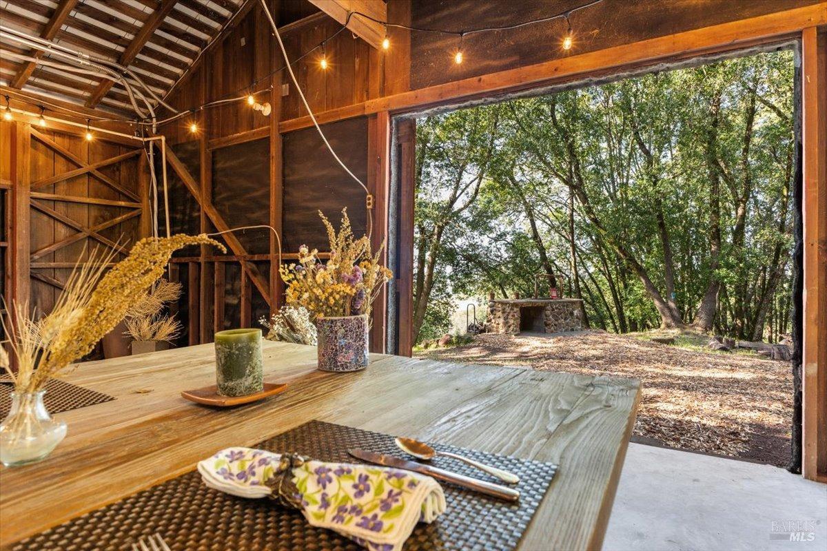 Detail Gallery Image 51 of 71 For 100 Zachary Ln, Santa Rosa,  CA 95404 - 3 Beds | 4 Baths