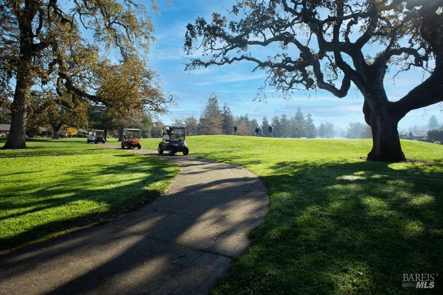 Detail Gallery Image 27 of 36 For 505 Oak Vista Ct, Santa Rosa,  CA 95409 - 2 Beds | 2 Baths