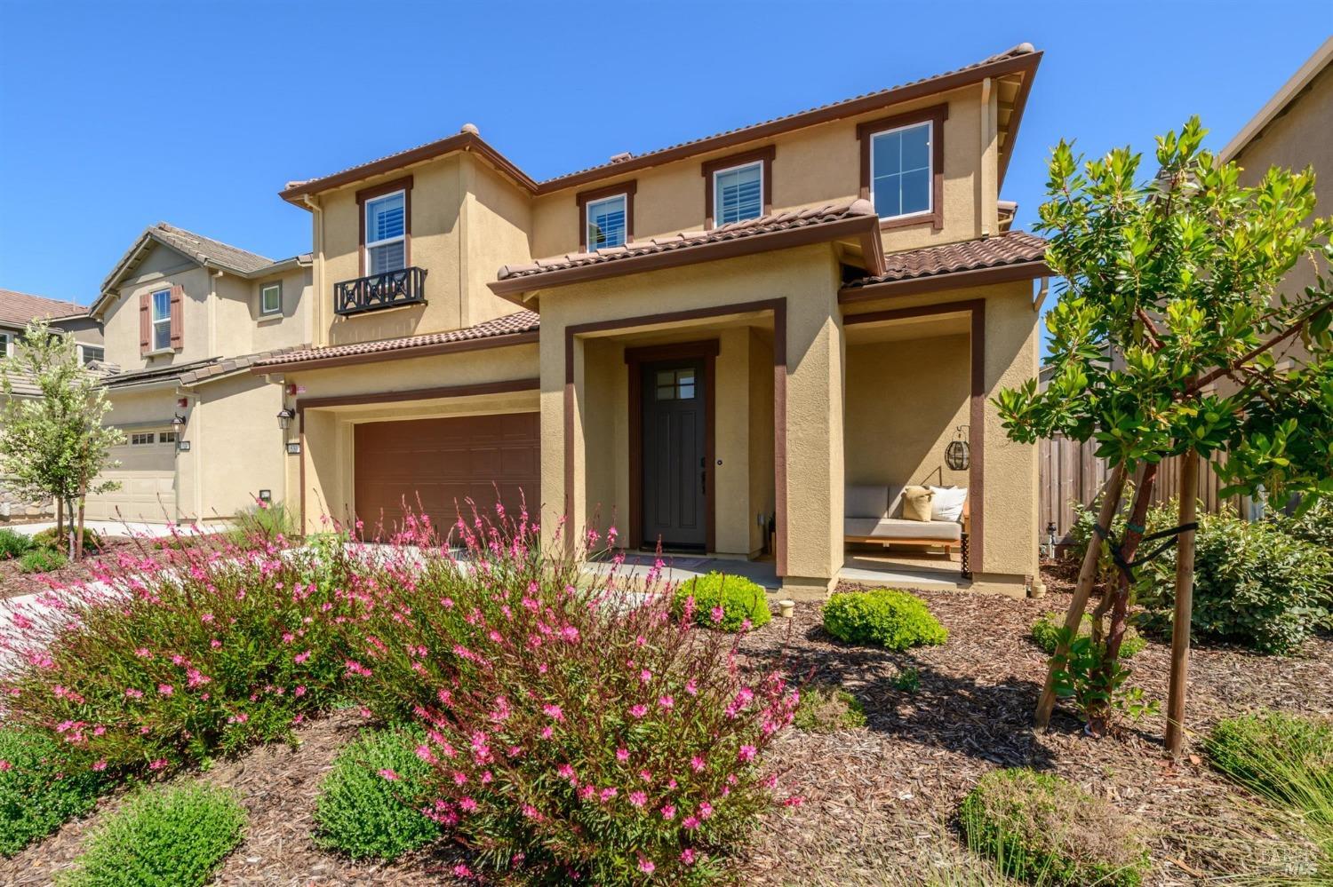 Detail Gallery Image 2 of 40 For 530 Aliki Dr, Vacaville,  CA 95688 - 3 Beds | 2/1 Baths