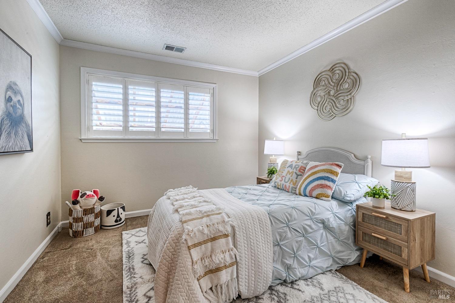 Detail Gallery Image 13 of 27 For 539 Badger St, Healdsburg,  CA 95448 - 3 Beds | 2 Baths