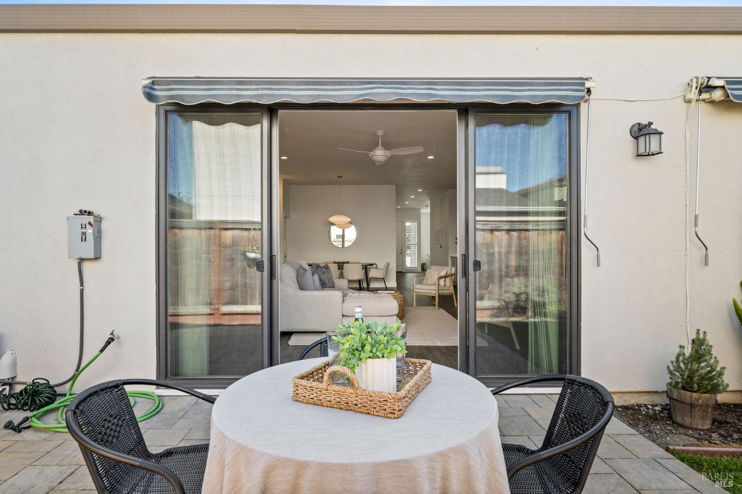 Detail Gallery Image 29 of 39 For 1443 Acorn Way, Windsor,  CA 95492 - 3 Beds | 2 Baths