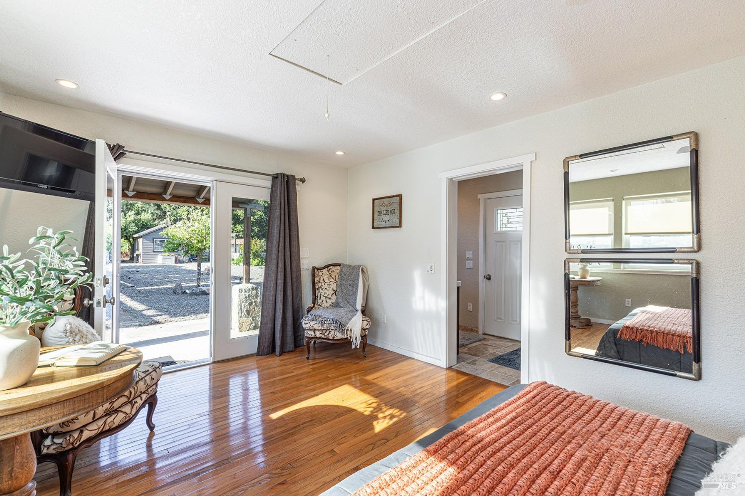 Detail Gallery Image 51 of 81 For 1040 Berry Ln, Napa,  CA 94558 - 2 Beds | 2/1 Baths