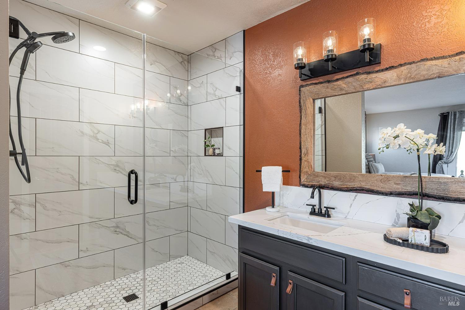 Detail Gallery Image 32 of 81 For 1040 Berry Ln, Napa,  CA 94558 - 2 Beds | 2/1 Baths