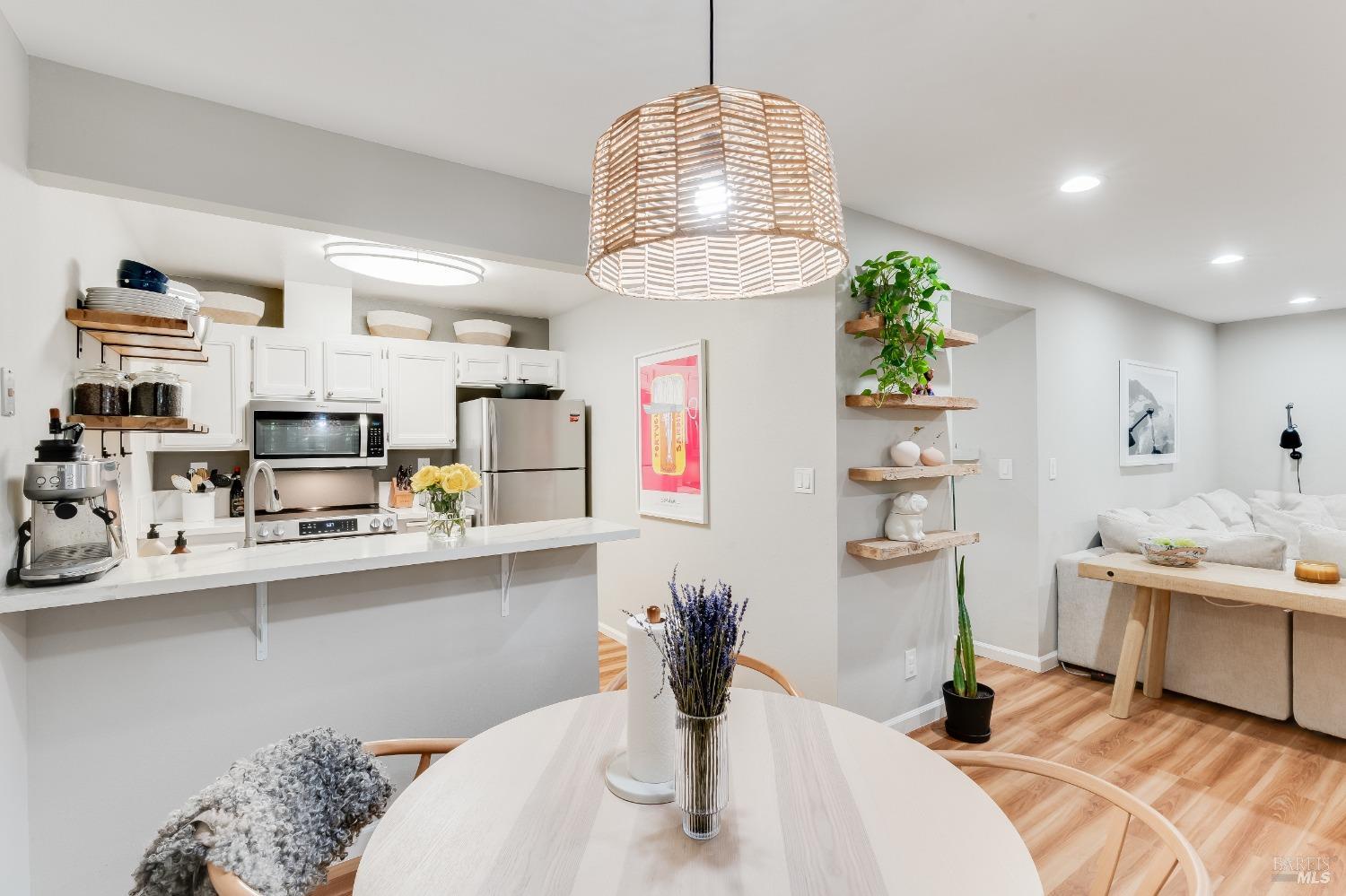 Detail Gallery Image 11 of 34 For 5455 Kirkwood Dr #B4,  Concord,  CA 94521 - 1 Beds | 1 Baths