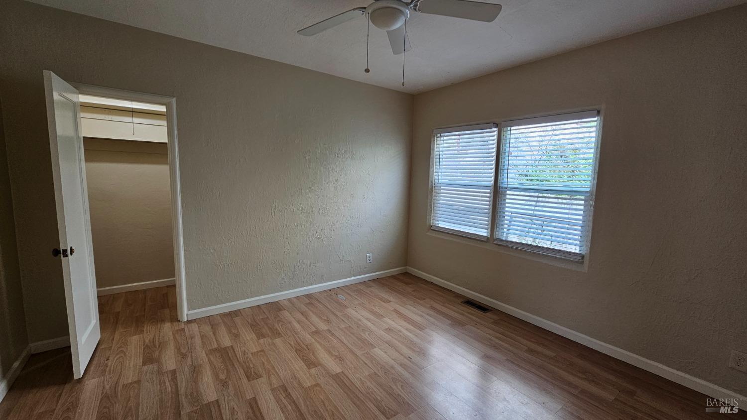 Detail Gallery Image 6 of 15 For 1448 Rice St #A,  Vallejo,  CA 94590 - 1 Beds | 1 Baths