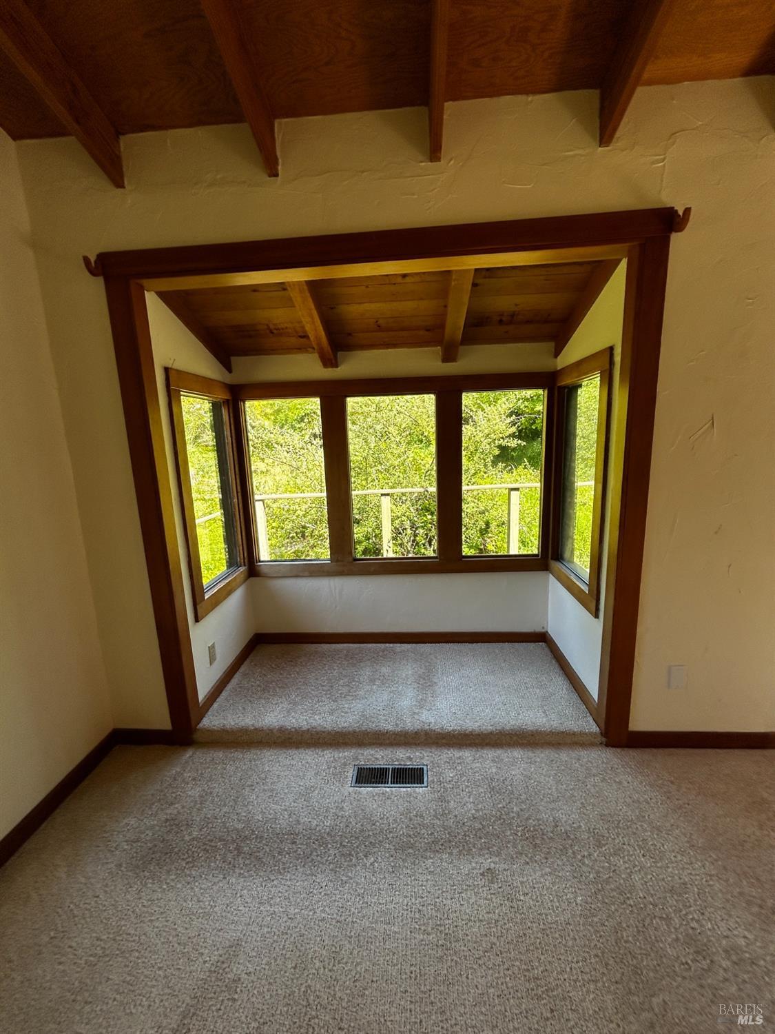 Detail Gallery Image 22 of 25 For 330 Aberdeen Way, Inverness,  CA 94937 - 2 Beds | 2 Baths