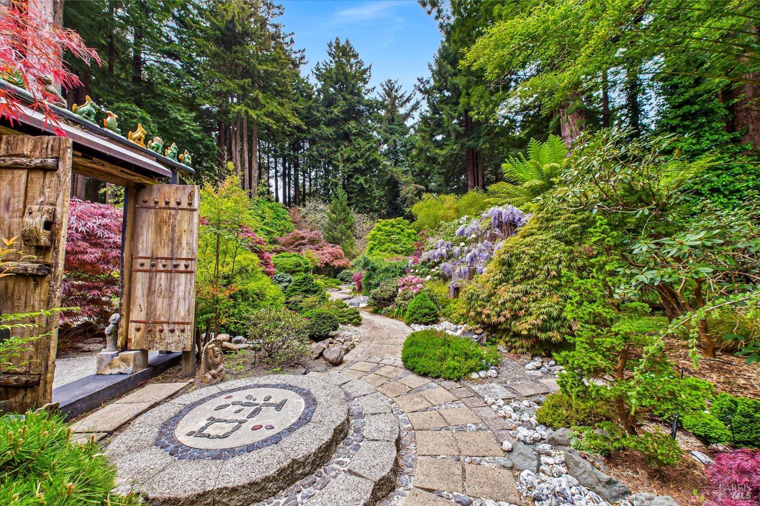 Detail Gallery Image 60 of 78 For 2300 S St, Eureka,  CA 95501 - 4 Beds | 3 Baths