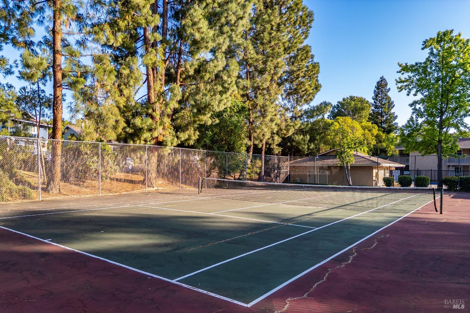 Detail Gallery Image 24 of 34 For 5455 Kirkwood Dr #B4,  Concord,  CA 94521 - 1 Beds | 1 Baths
