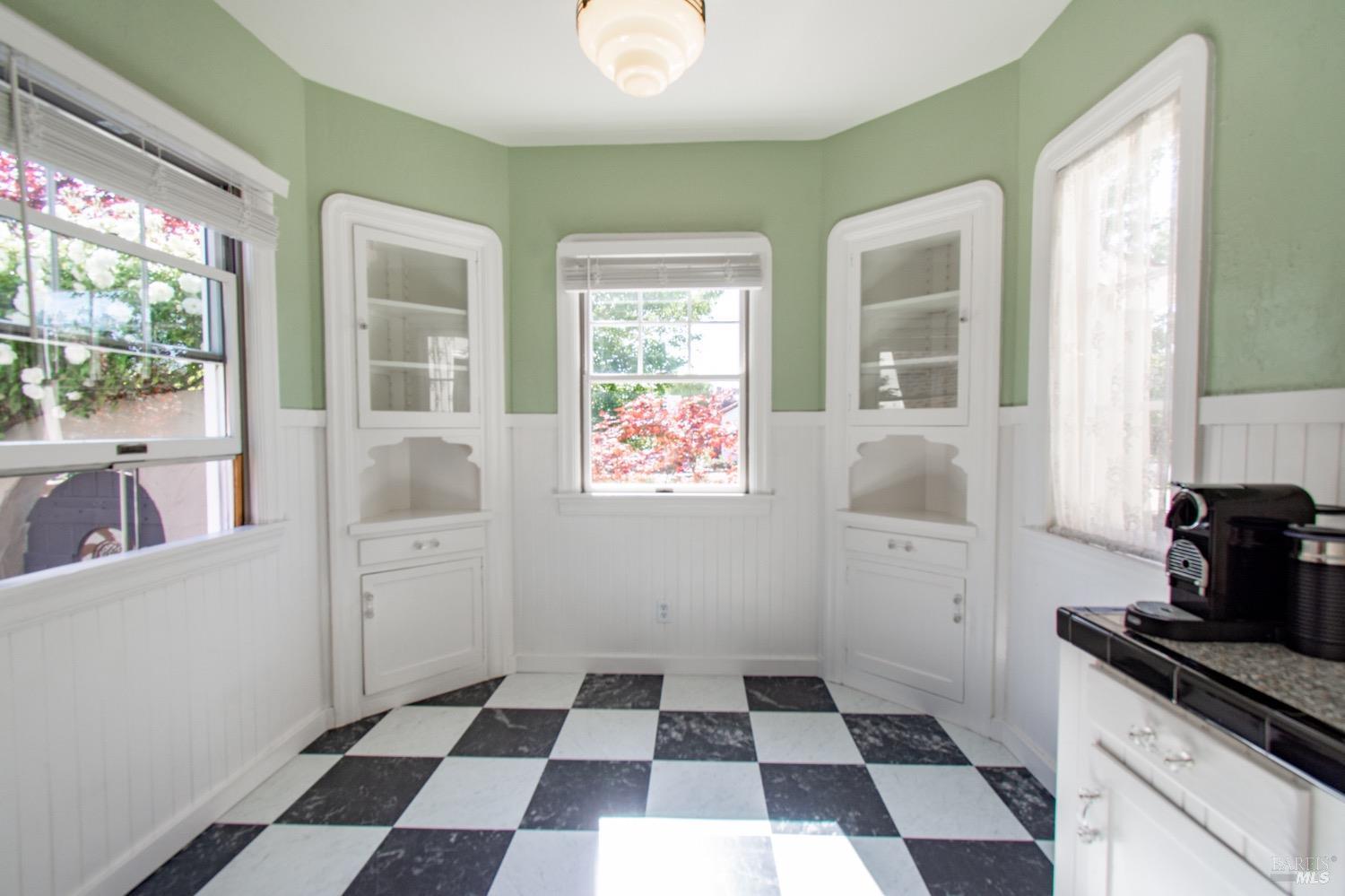 Detail Gallery Image 21 of 99 For 1124 Tuolumne St, Vallejo,  CA 94590 - 3 Beds | 2/1 Baths