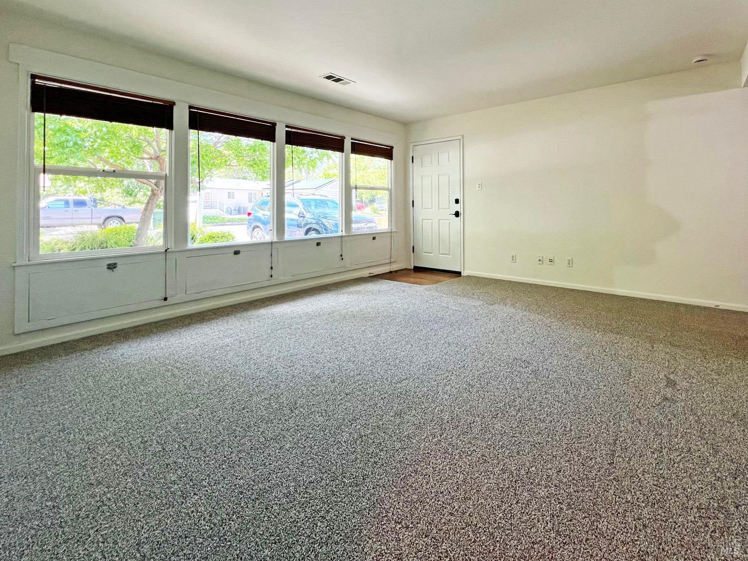 Detail Gallery Image 9 of 29 For 125 Court St, Ukiah,  CA 95482 - 3 Beds | 2 Baths