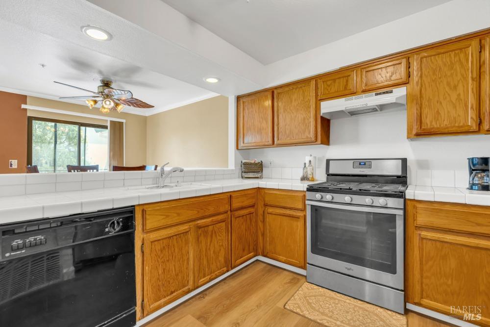 Frisbie Street #521, Vallejo, California image 9