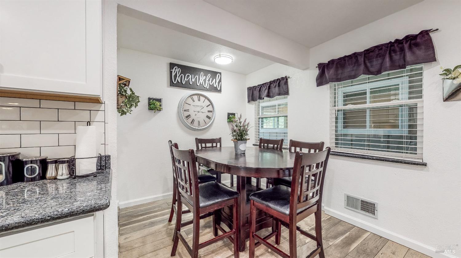 Detail Gallery Image 15 of 41 For 585 W 2nd St, Cloverdale,  CA 95425 - 4 Beds | 2 Baths