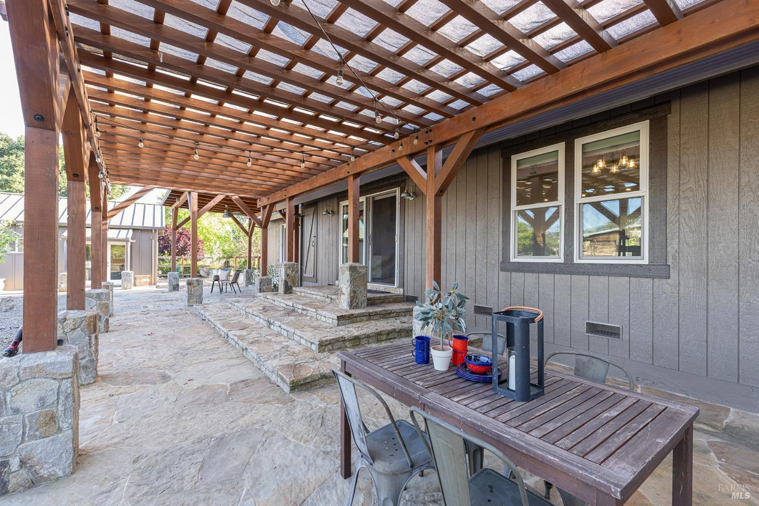 Detail Gallery Image 65 of 81 For 1040 Berry Ln, Napa,  CA 94558 - 2 Beds | 2/1 Baths
