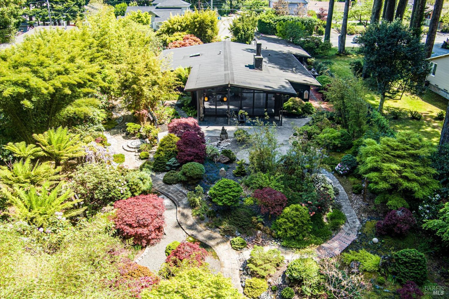Detail Gallery Image 49 of 78 For 2300 S St, Eureka,  CA 95501 - 4 Beds | 3 Baths