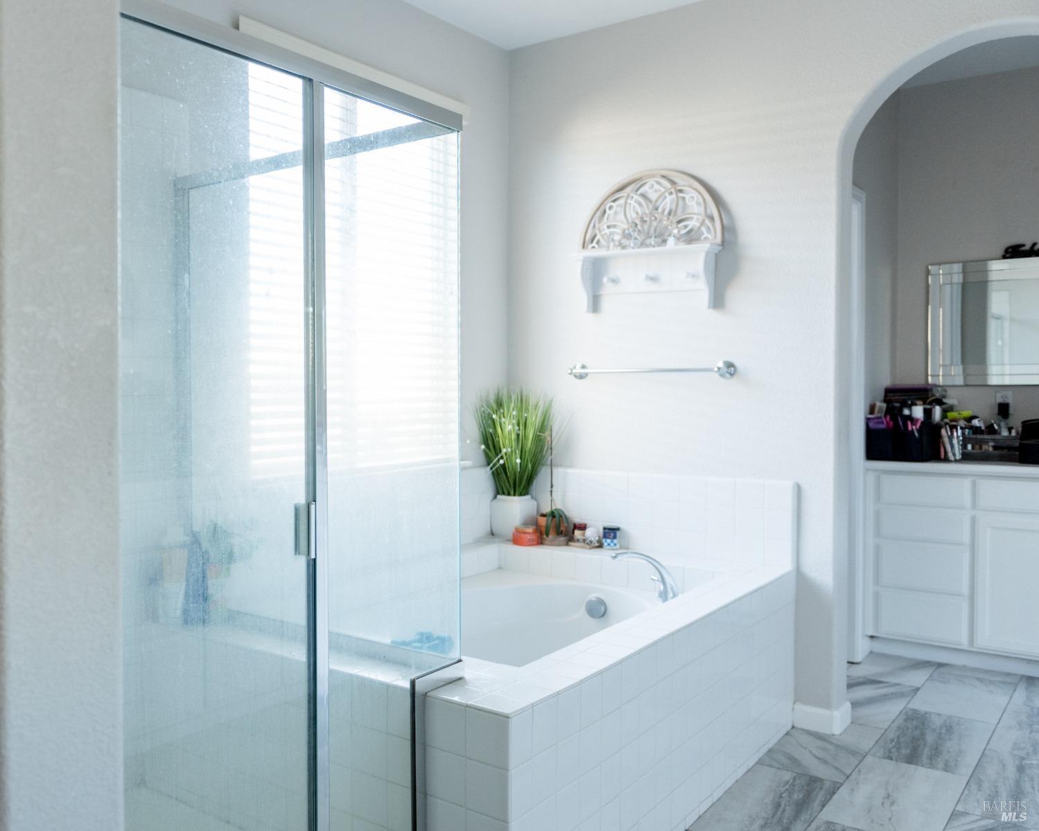 Detail Gallery Image 26 of 34 For 448 Royal Tern Dr, Vacaville,  CA 95687 - 6 Beds | 3 Baths