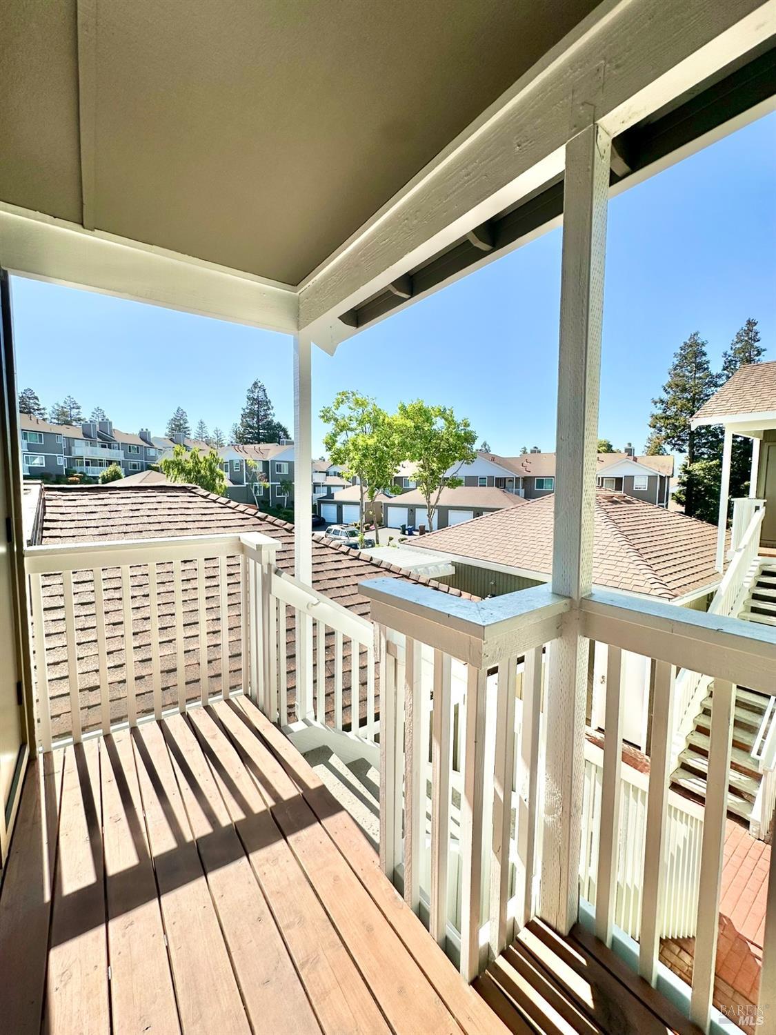 Detail Gallery Image 6 of 32 For 565 Lori Dr #42,  Benicia,  CA 94510 - 1 Beds | 1 Baths