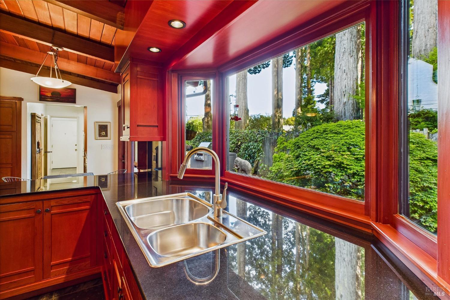 Detail Gallery Image 24 of 78 For 2300 S St, Eureka,  CA 95501 - 4 Beds | 3 Baths